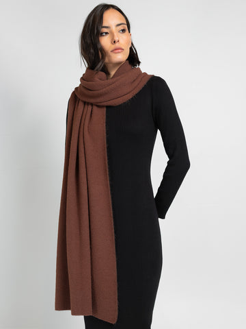 Marrom
