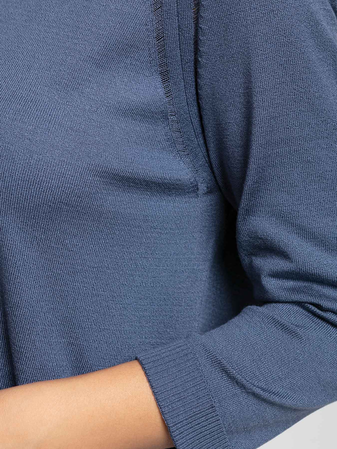 Azul jeans escuro