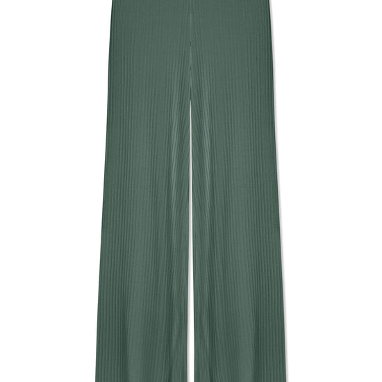 Verde escuro